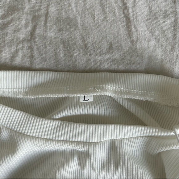 HALARA Dress NWT - Picture 2 of 5